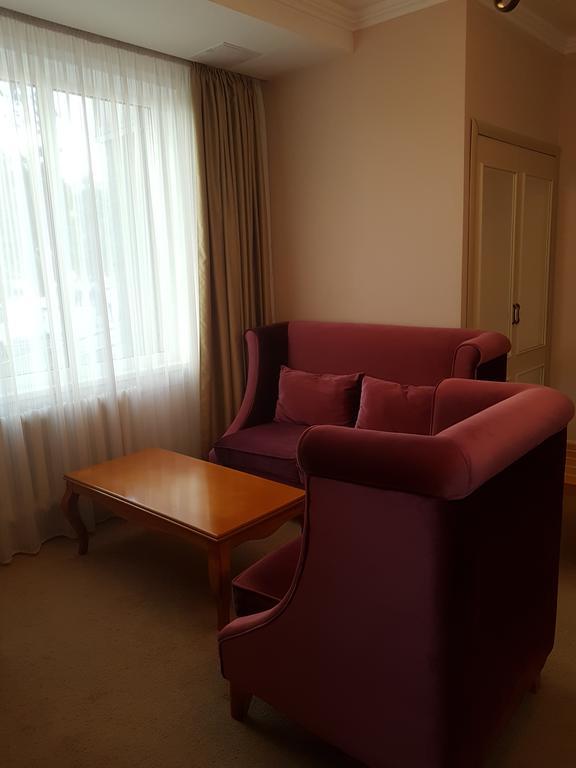 Prestige Hotel Astana Eksteriør billede